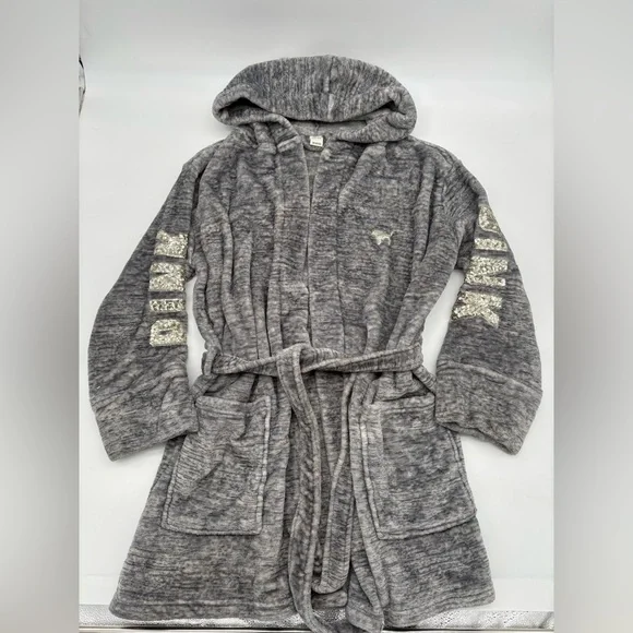 VS Pink Robe - Picture 11 of 11